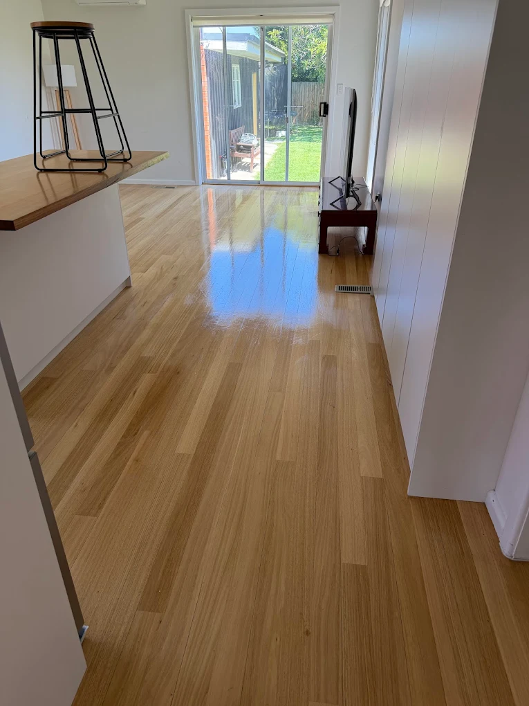 Timber floor clean - Bond Cleaning – Wynnum, Manly, Wynnum West and Lota by Prestine Bond Cleaning