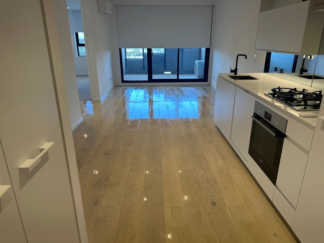 Kitchen and floor clean - Carpet Cleaning – Wynnum, Manly, Wynnum West and Lota by Prestine Bond Cleaning